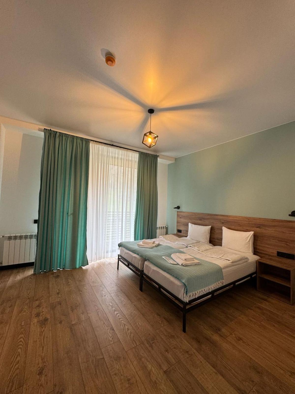Kazbegi Hotel Grand View Ngoại thất bức ảnh