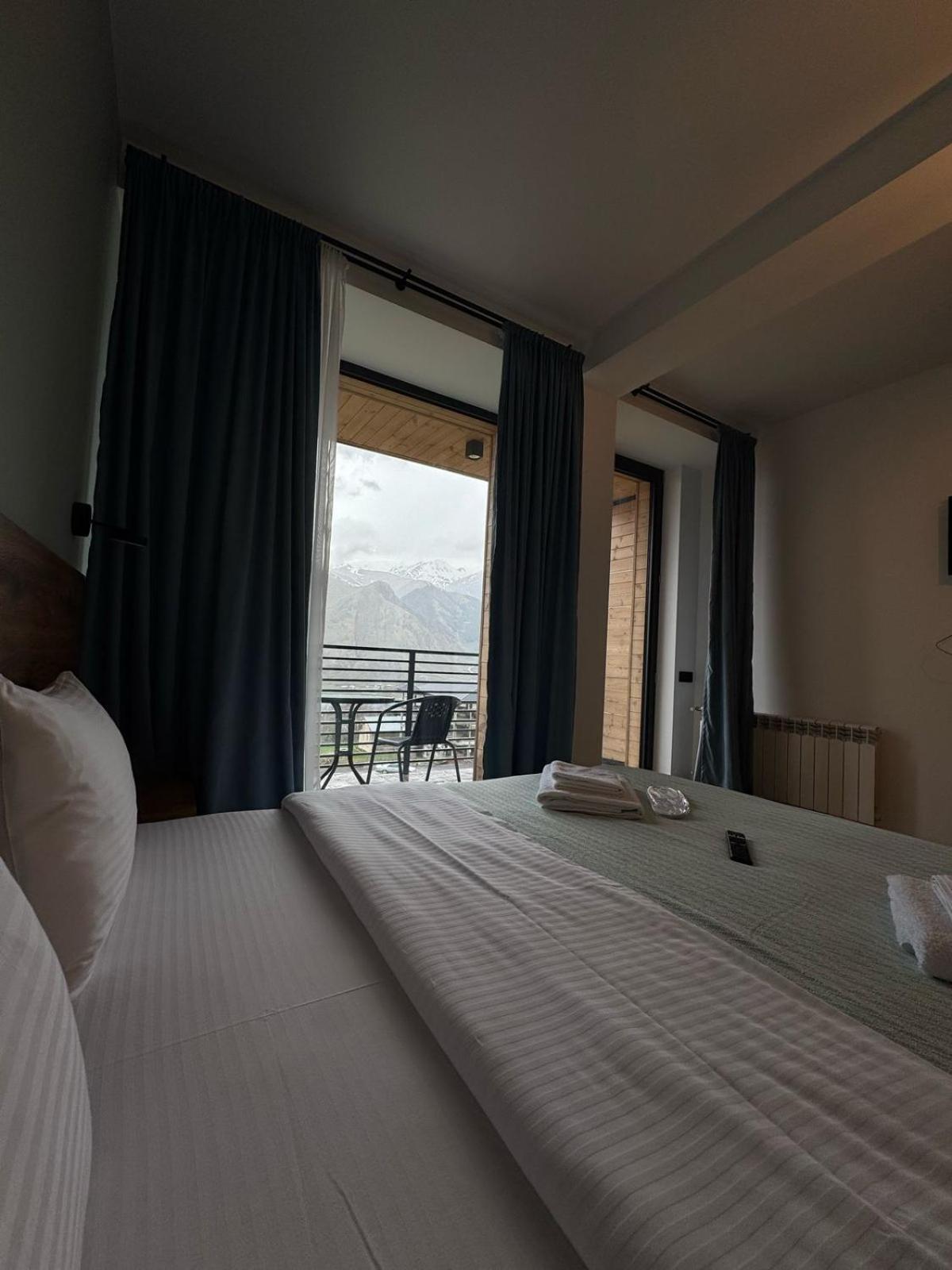 Kazbegi Hotel Grand View Ngoại thất bức ảnh