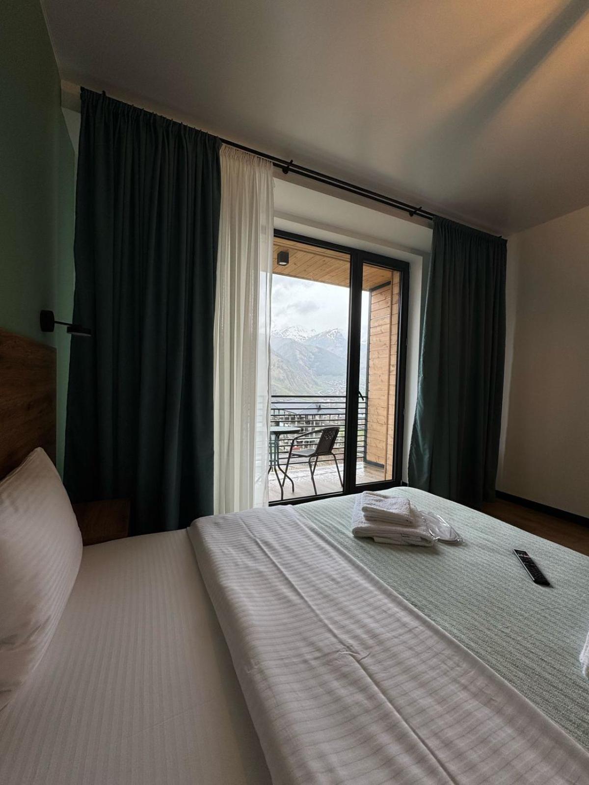 Kazbegi Hotel Grand View Ngoại thất bức ảnh