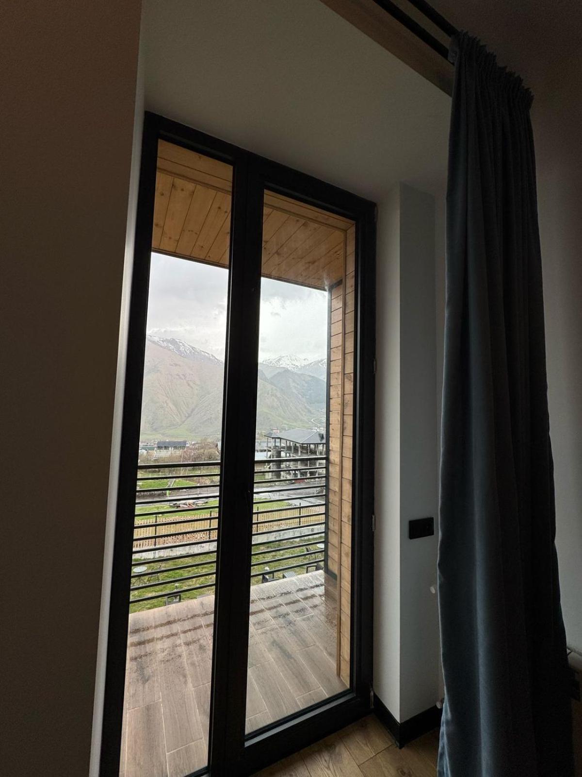 Kazbegi Hotel Grand View Ngoại thất bức ảnh